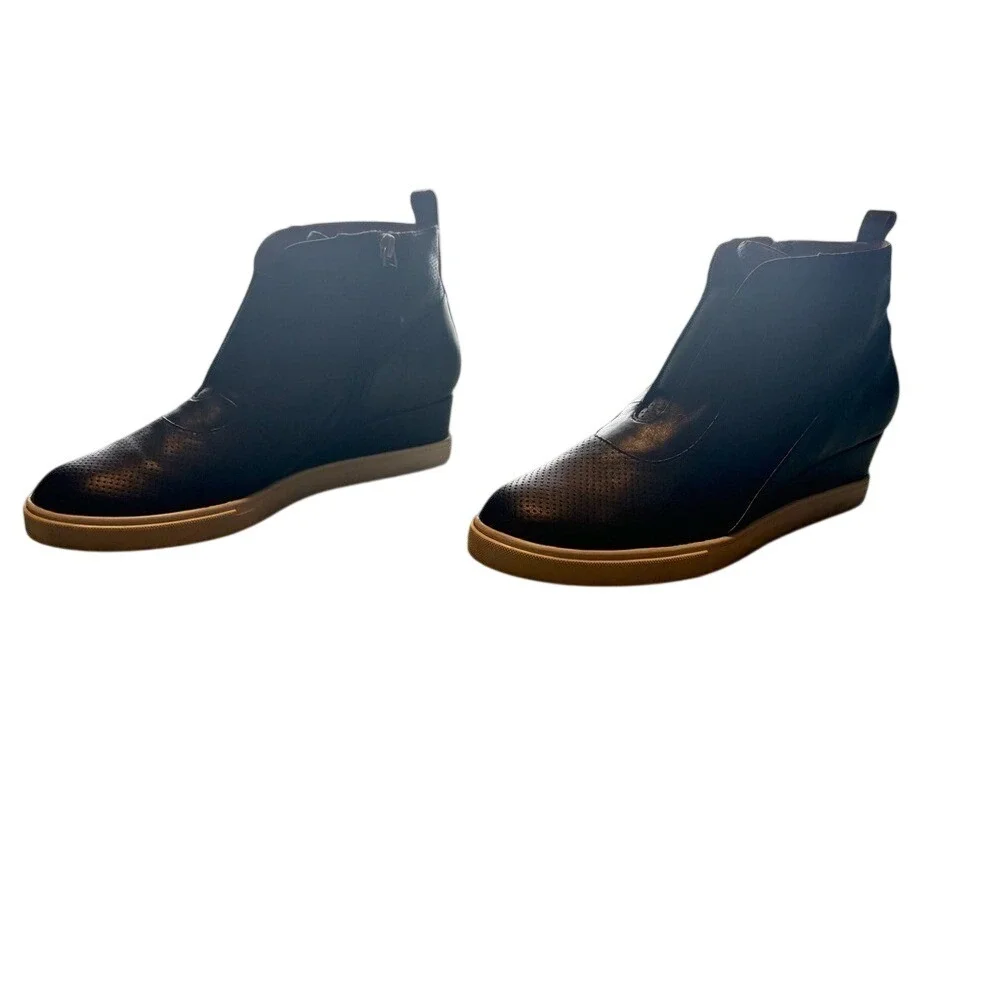 L. Paolo Black Anna Low Wedge Sneakers Booties w/ Side Zipper